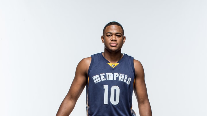 Grizzlies rookie forward Jarell Martin fractures left foot