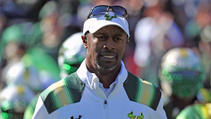 USF coach Willie Taggart to buy Miami Beach Bowl tickets for 500 students