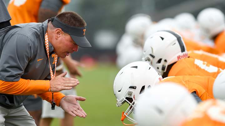 Tennessee DB Gaulden out for season with fractured foot