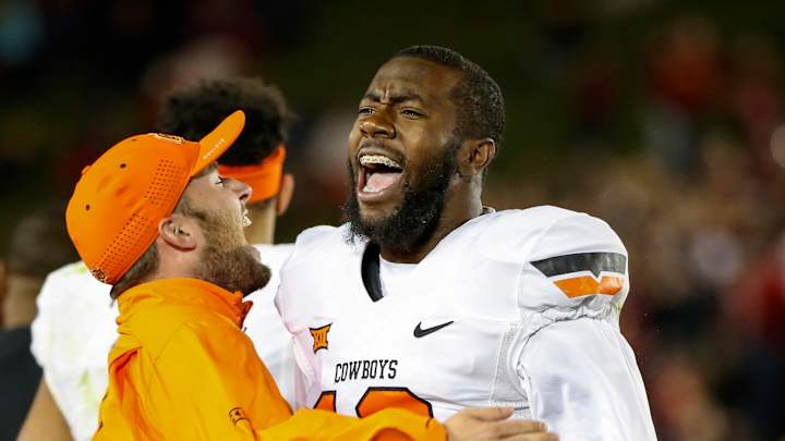 AP Top 25: Oklahoma State, Oklahoma move up rankings