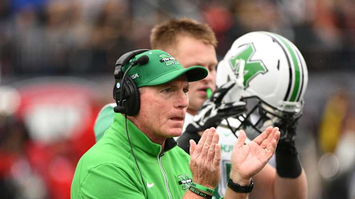 Marshall, UConn have plenty to play for St. Petersburg Bowl