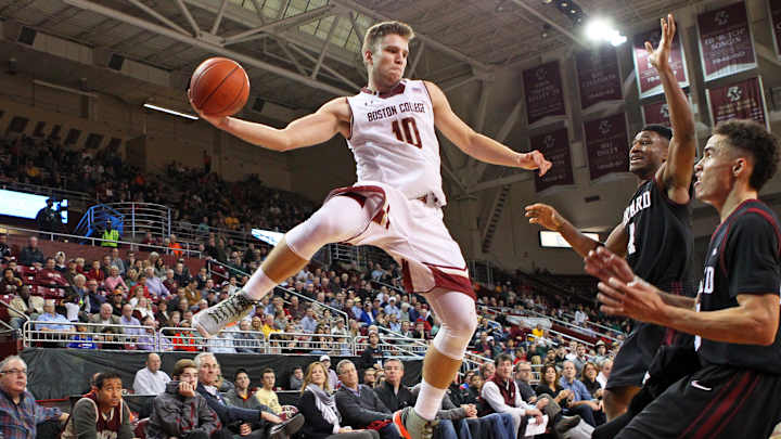 Eight Boston College players sick with E. Coli after eating at Chipotle