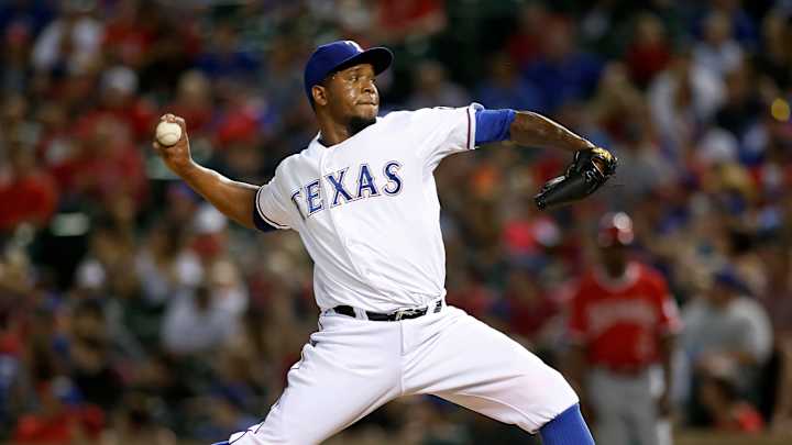 Tigers add righty Neftali Feliz to lagging bullpen