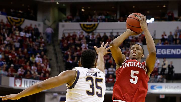 Indiana rallies from 16 down to top Notre Dame 80-73 Indiana rallies from 16 down to top Notre Dame 80-73