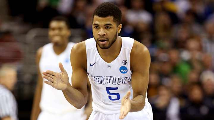 Kentucky-ND Elite Eight spread released in middle of Sweet 16 game