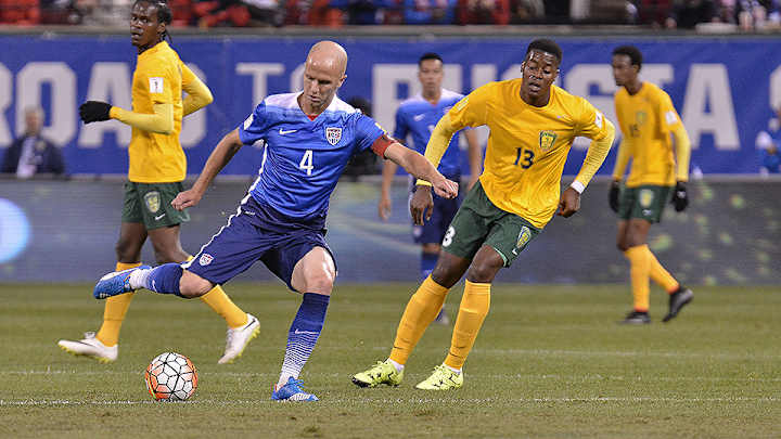 USMNT lives up to potential, builds momentum in rout of St. Vincent