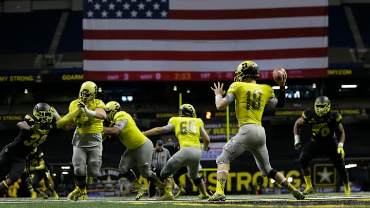 Arkansas adds transfer quarterback Ricky Town Arkansas adds transfer quarterback Ricky Town