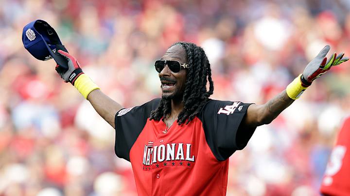 If it was up to Snoop Dogg, Pete Rose would be in the Hall of Fame If it was up to Snoop Dogg, Pete Rose would be in the Hall of Fame