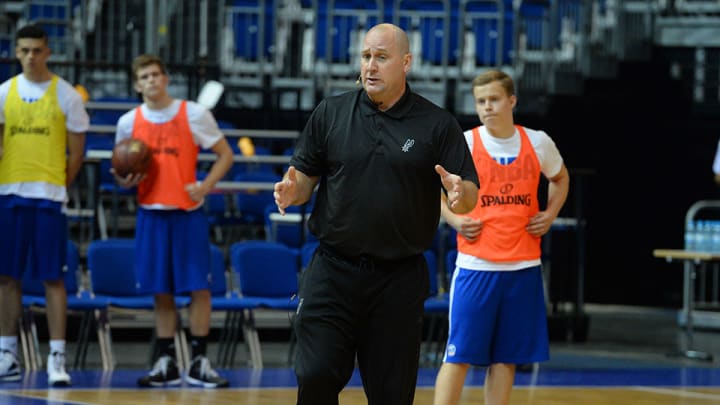 Report: Bulls hire Spurs assistant Jim Boylen as associate head coach