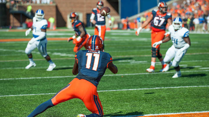 Illini passing game suffering through inexperience