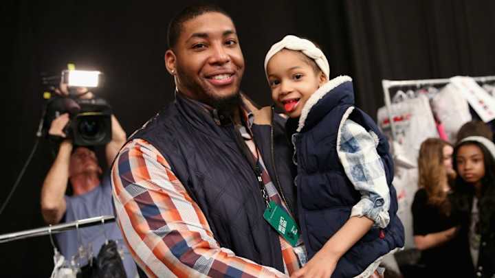 Bengals' Devon Still takes on a troll on Instagram Bengals' Devon Still takes on a troll on Instagram