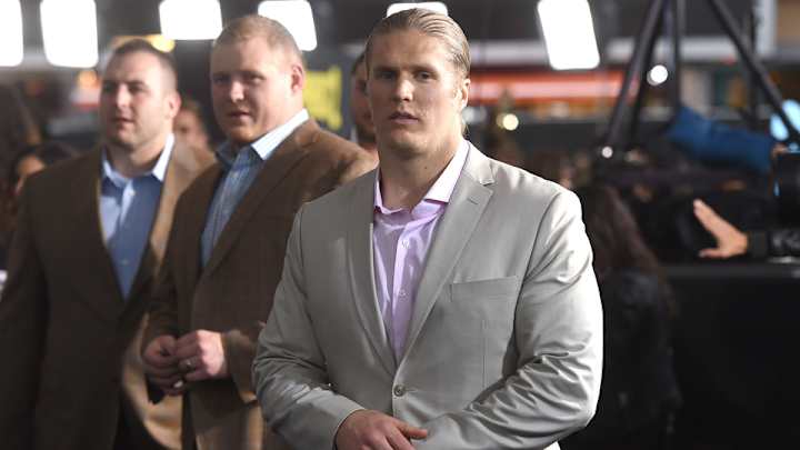 Packers' Clay Matthews stars in new HBO Ballers trailer