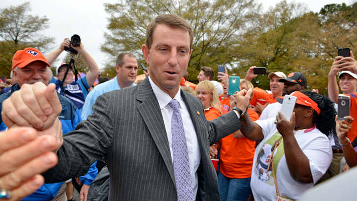 New coach, no problem: No. 1 Clemson's offense still humming New coach, no problem: No. 1 Clemson's offense still humming