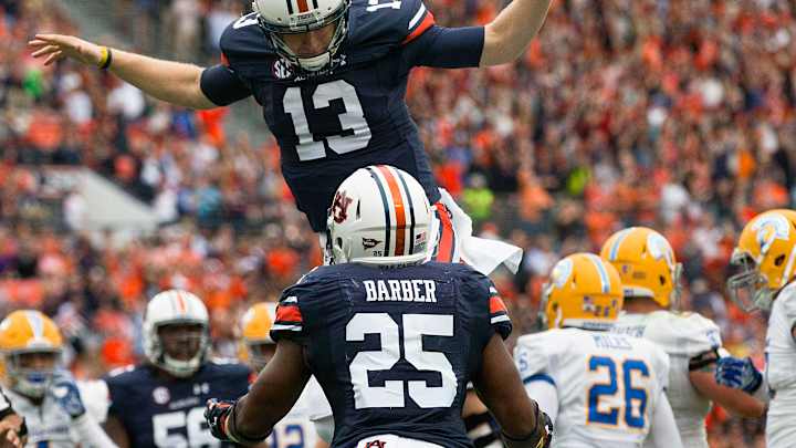 Barber's 5 TDs lifts Auburn past San Jose State, 35-21