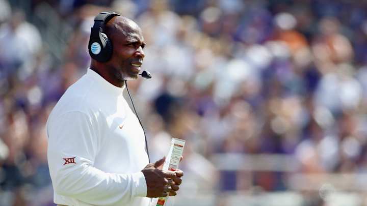 Report: Texas officials, boosters support head coach Charlie Strong Report: Texas officials, boosters support head coach Charlie Strong