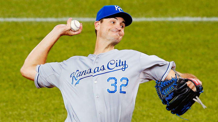 On a night for Royals' bats, starter Chris Young secretly shines in Game 4 On a night for Royals' bats, starter Chris Young secretly shines in Game 4