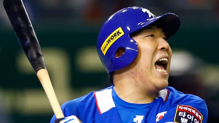Reports: Orioles agree to deal with outfielder Hyun-soo Kim