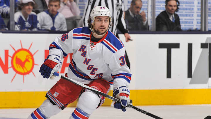Rangers, right wing Mats Zuccarello agree to extension