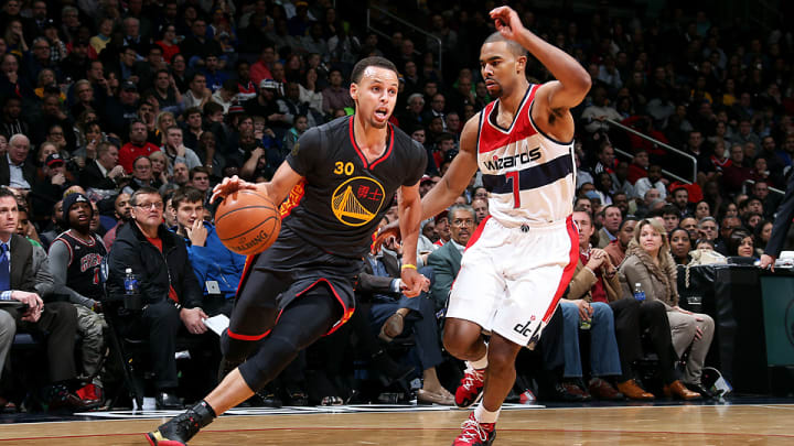 Stephen Curry's beautiful teardrop highlights Warriors' win over Wizards