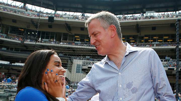NYC's first fan: A ballgame with Mayor Bill de Blasio