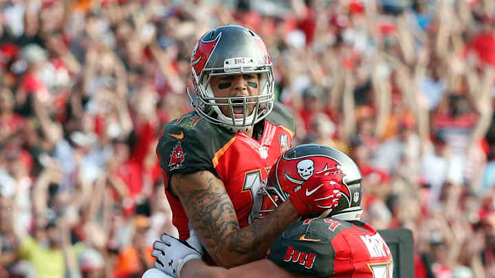 Winston's late TD pass propels Buccaneers over Falcons