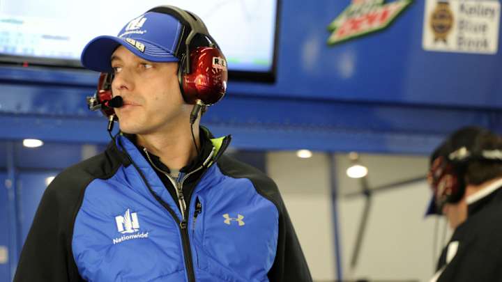 Nephew of Dale Earnhardt Jr.'s crew chief escapes fiery crash
