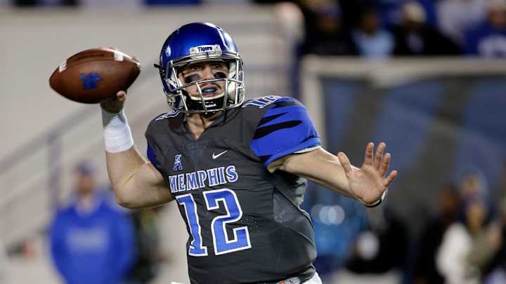 Lynch ties FBS record, Memphis beats SMU 63-0