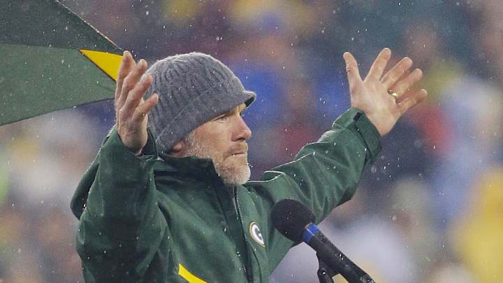 Cutler, Bears hold off Packers 17-13 at rainy Lambeau