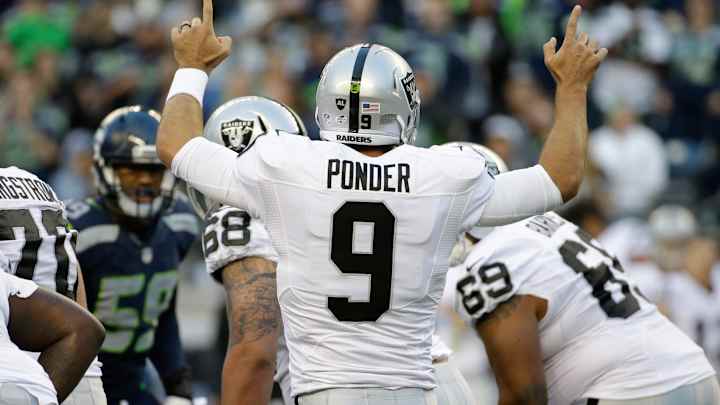 Report: Cowboys to work out four quarterbacks after Romo injury