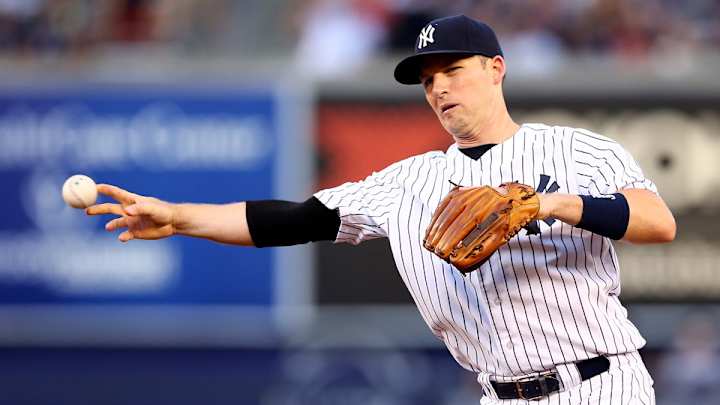 Yankees 2B Stephen Drew (concussion) likely out for playoffs