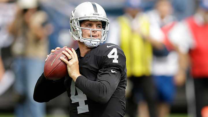 X-rays negative on Raiders QB Derek Carr’s injured hand X-rays negative on Raiders QB Derek Carr’s injured hand