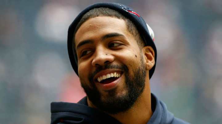 Texans’ Arian Foster buys college textbooks for fan Texans’ Arian Foster buys college textbooks for fan