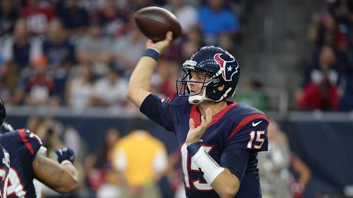 Texans' QB Mallett stung by losing starting job to Hoyer