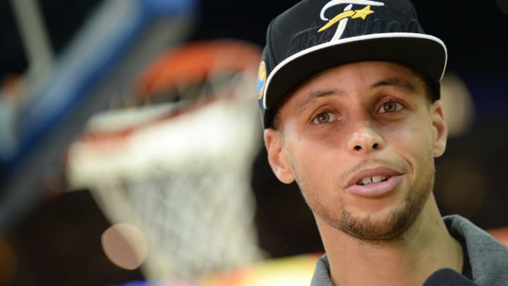 LeBron says stopping Curry futile: 'You can't'