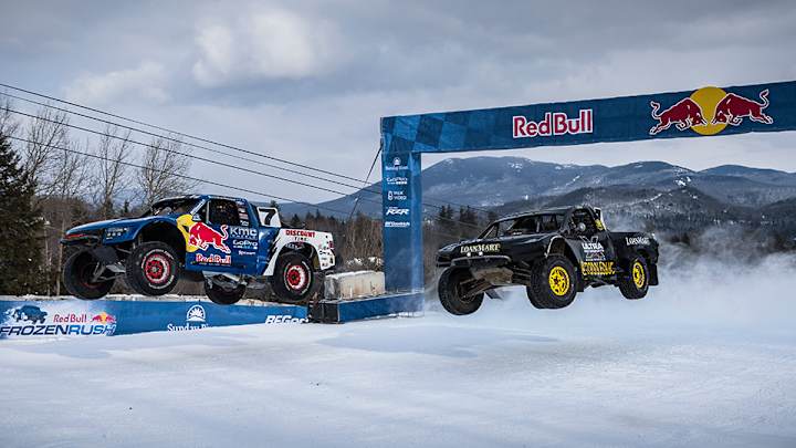 Red Bull Frozen Rush: Do you want to build a snow-track? Red Bull Frozen Rush: Do you want to build a snow-track?