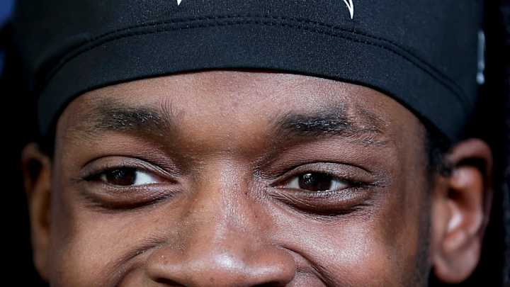 Melvin Gordon signs rookie contract, works out with Chargers