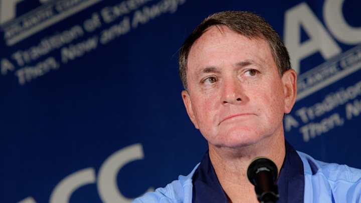 Ex-Miami coach Butch Davis wants to be considered for coaching vacancy