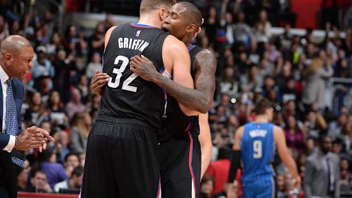 Clippers rally behind Crawford in 4th to beat Magic 103-101