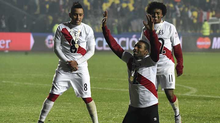 Carrillo, Guerrero lead Peru over Paraguay in Copa third-place game