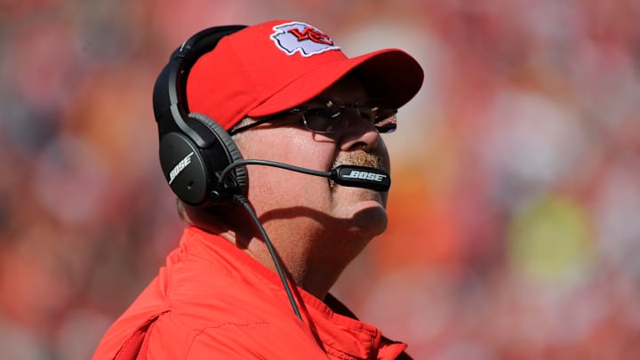 Bears overcome injuries, Chiefs in dramatic 18-17 win Bears overcome injuries, Chiefs in dramatic 18-17 win