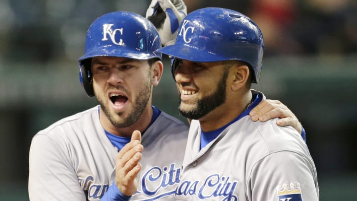 Royals score 6 in 7th to overtake Indians 11-5 Royals score 6 in 7th to overtake Indians 11-5