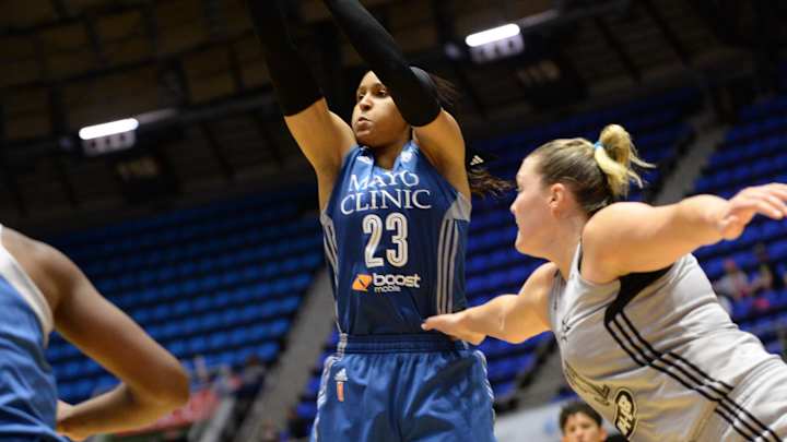 Moore keys Minnesota Lynx's 78-61 win over San Antonio Stars