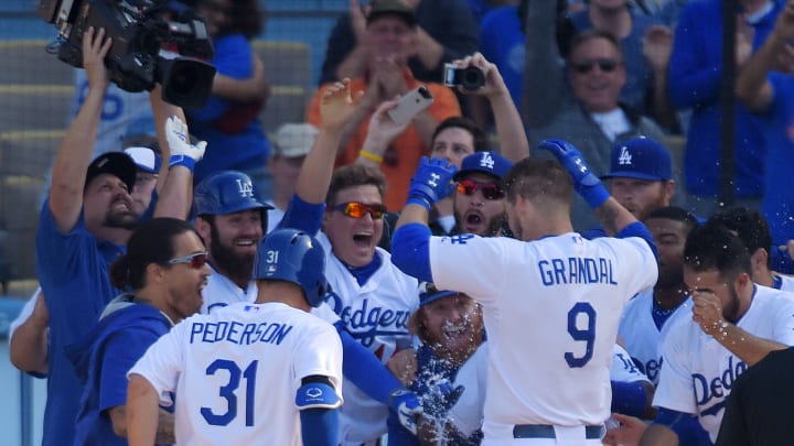 Grandal's 13th-inning homer lifts Dodgers over D-Backs 1-0