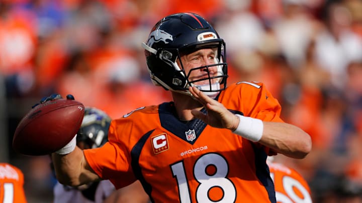Peyton Manning eclipses 70,000 career passing yards mark