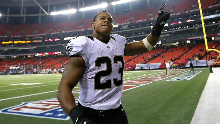 San Francisco 49ers: Pierre Thomas signs with team