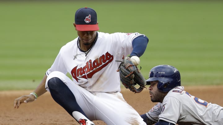 Murphy's double leads Bauer, Indians over Astros 4-2