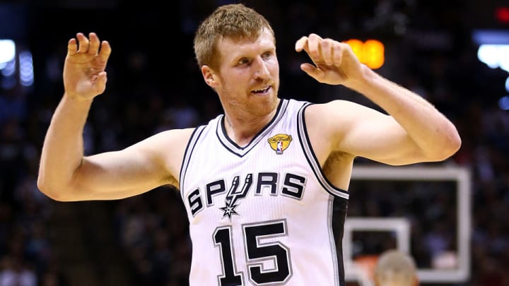 Basketball cards, vinyl and Nintendo: Matt Bonner discusses his collections