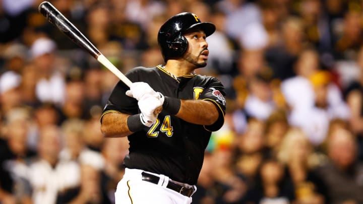 Pirates first baseman Pedro Alvarez sidelined with sore elbow