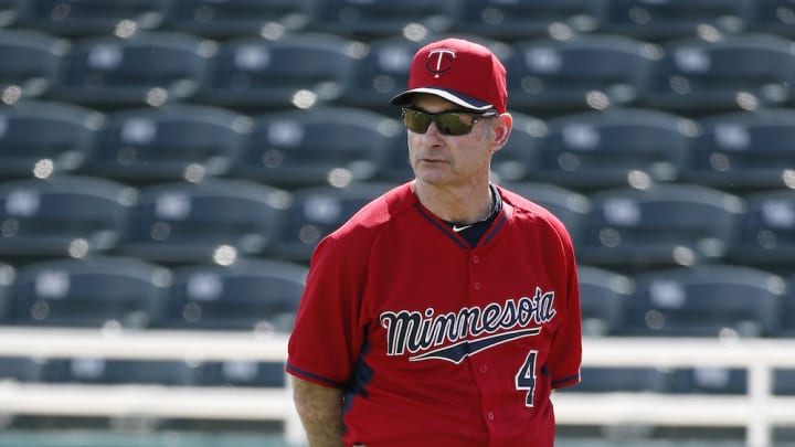 Twins manager Paul Molitor bans smartphones before games
