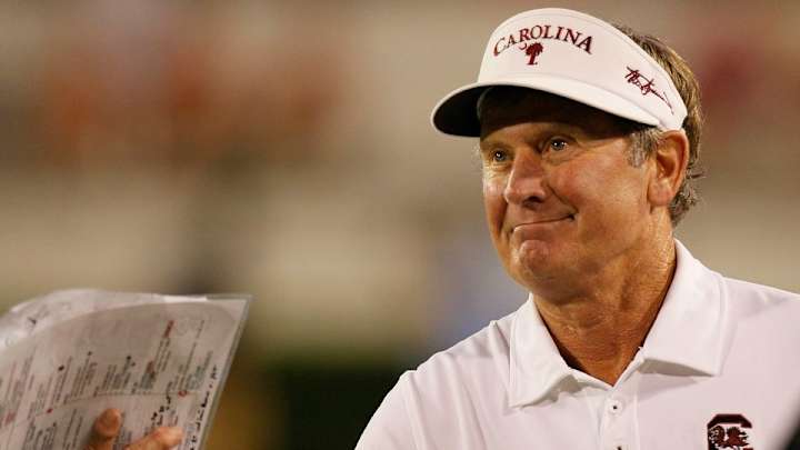 South Carolina coach Steve Spurrier joins Twitter, tweets wrong USC